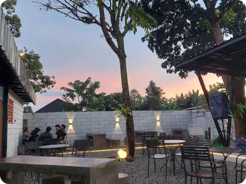 Warkap Cibinong: Tempat Nongkrong Seru dengan Konsep Rooftop Kekinian