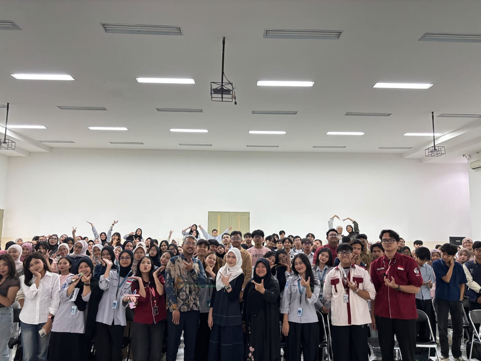HIMASA UBSI Kampus Kota Bogor Sukses Selenggarakan Workshop SMITEAC